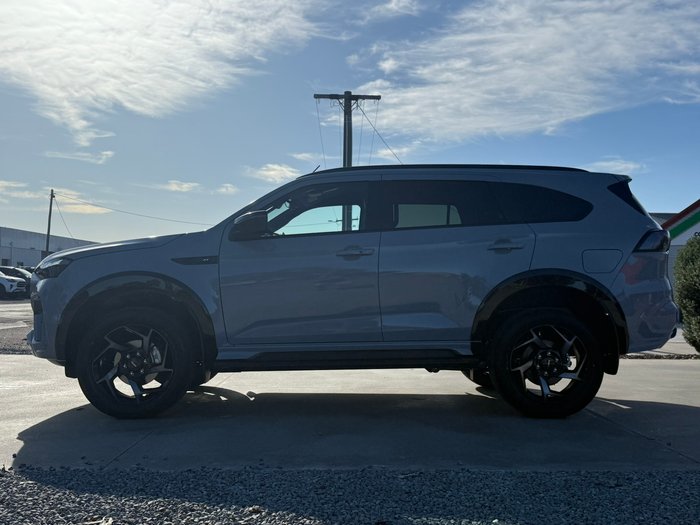 2025 Isuzu MU-X X-TERRAIN