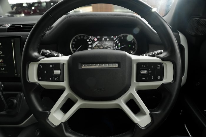 2023 Land Rover Defender 110 P300