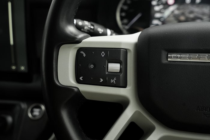 2023 Land Rover Defender 110 P300