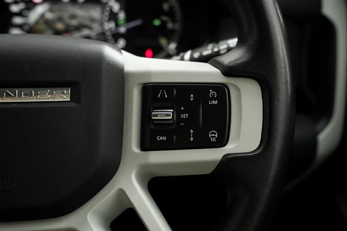 2023 Land Rover Defender 110 P300