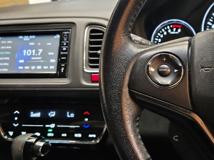 2018 HONDA HR-V VTi-S