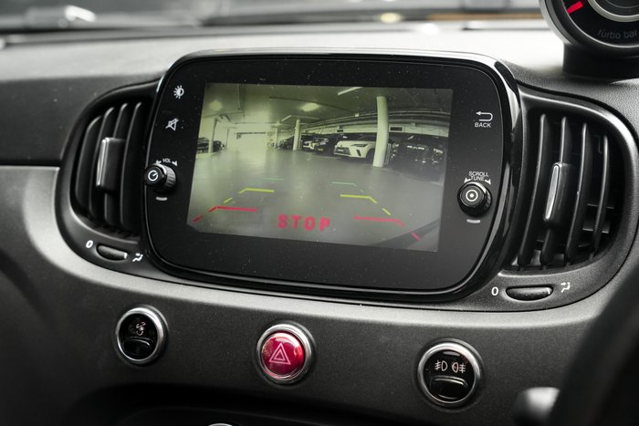 2022 Abarth 695 Competizione