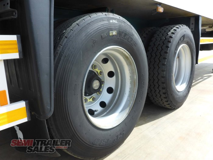 2010 Schmitz Cargo Bull Bogie 16 Pallet Refrigerated Pantech