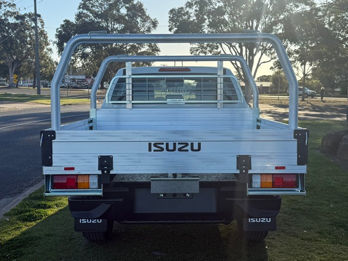 2026 Isuzu D-MAX SX