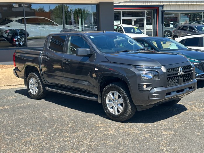 2025 MITSUBISHI TRITON GLX+