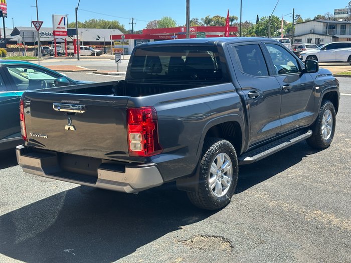 2025 MITSUBISHI TRITON GLX+