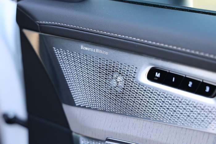 2025 Volvo XC90 Ultra T8 Plug-In Hybrid