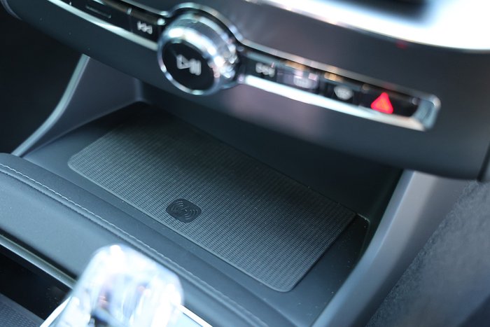 2025 Volvo XC90 Ultra T8 Plug-In Hybrid