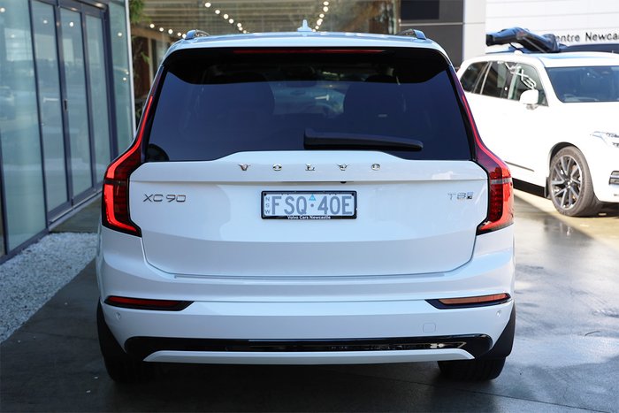 2025 Volvo XC90 Ultra T8 Plug-In Hybrid