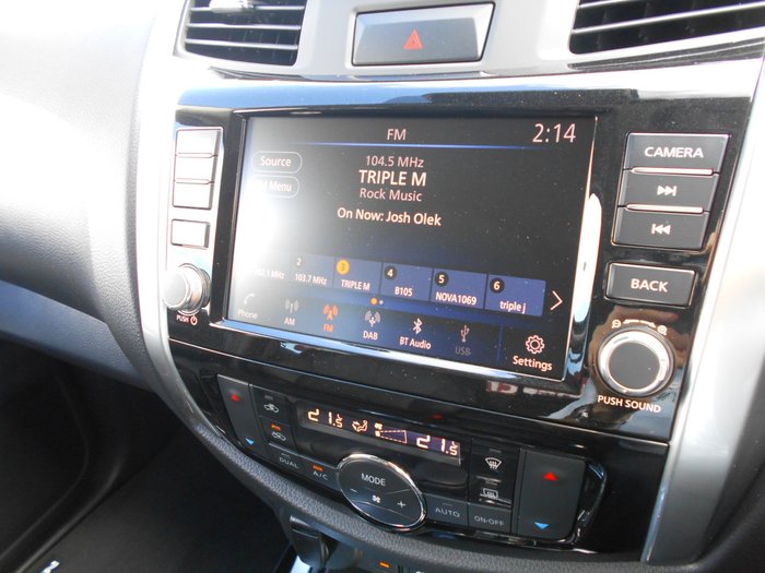 2025 Nissan Navara ST-X