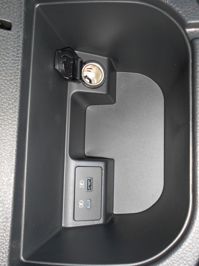 2025 Nissan Navara ST-X