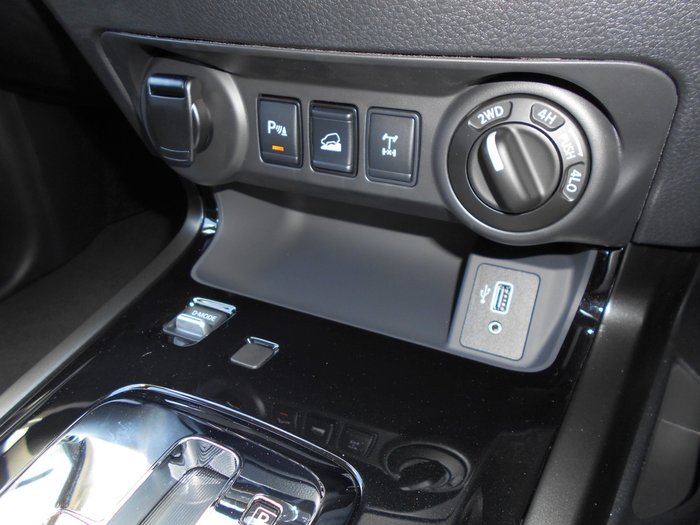 2025 Nissan Navara PRO-4X