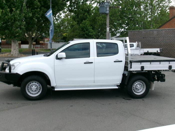 2019 ISUZU D-MAX SX (4x4)