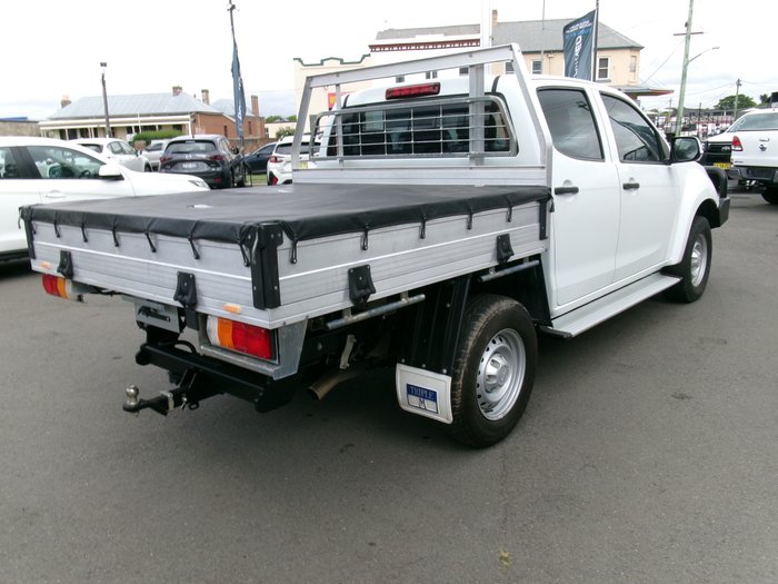 2019 ISUZU D-MAX SX (4x4)