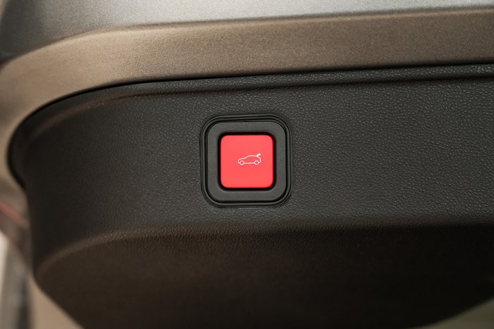 2025 Alfa Romeo Junior Ibrida