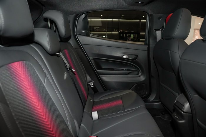 2025 Alfa Romeo Junior Ibrida