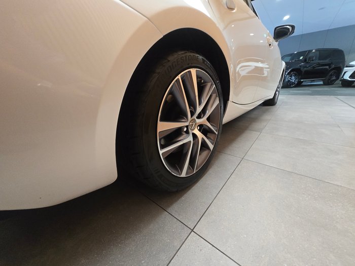 2018 Lexus IS300 Luxury 2.0L Turbo Automatic Sedan