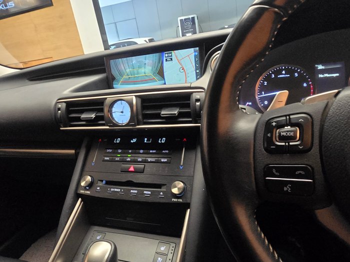 2018 Lexus IS300 Luxury 2.0L Turbo Automatic Sedan