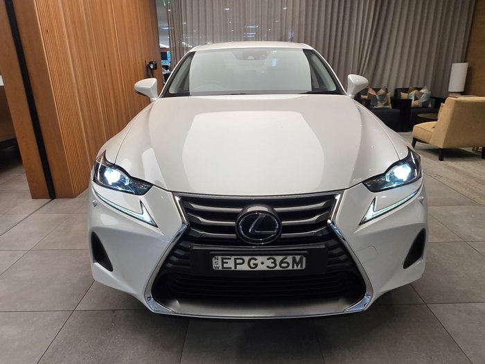 2018 Lexus IS300 Luxury 2.0L Turbo Automatic Sedan