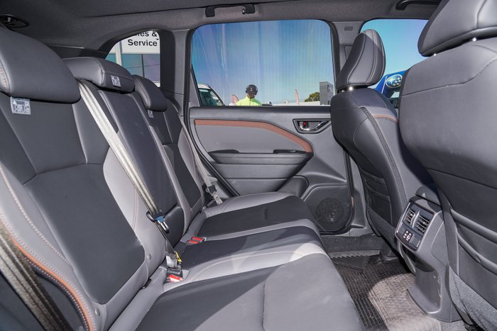 2025 Subaru FORESTER