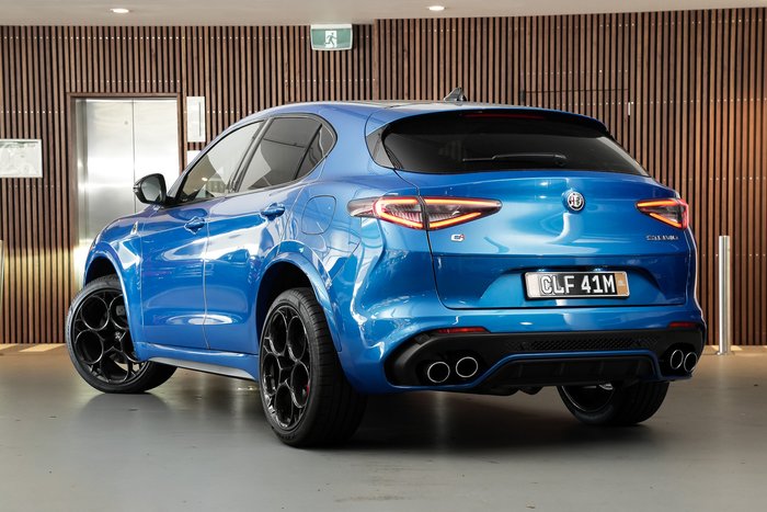 2023 Alfa Romeo Stelvio Quadrifoglio