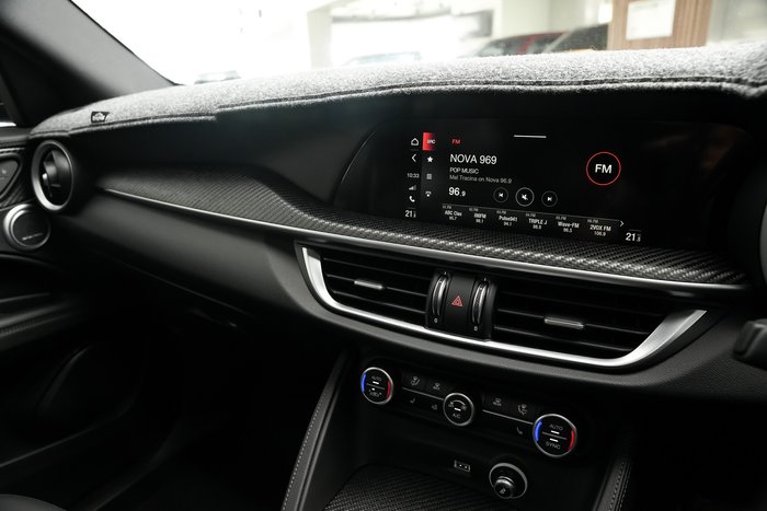 2023 Alfa Romeo Stelvio Quadrifoglio