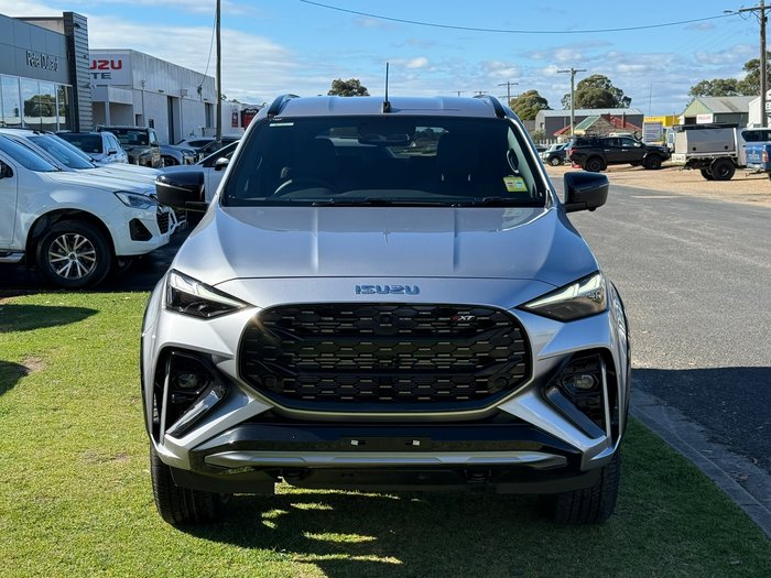 2026 Isuzu MU-X X-TERRAIN