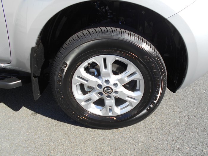 2025 Nissan Navara ST