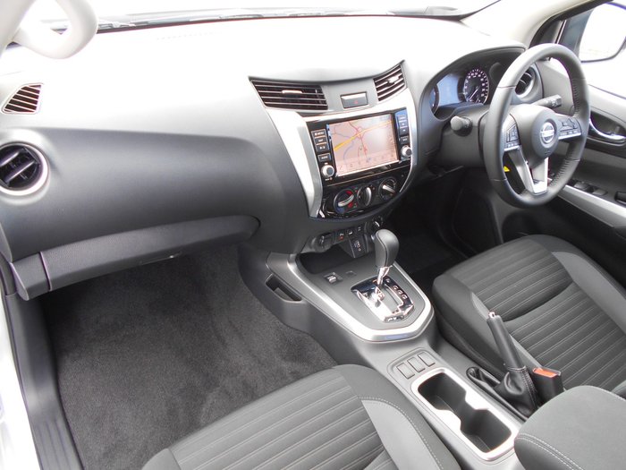 2025 Nissan Navara ST