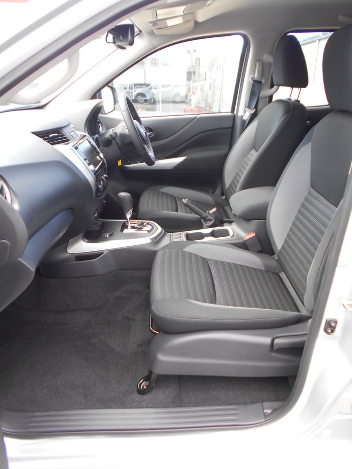 2025 Nissan Navara ST