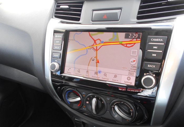 2025 Nissan Navara ST