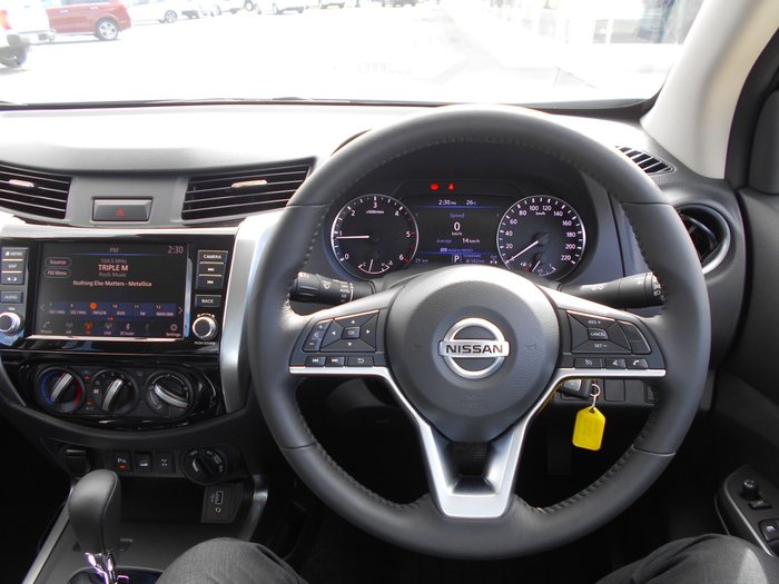 2025 Nissan Navara ST