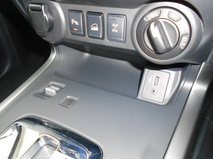 2025 Nissan Navara ST