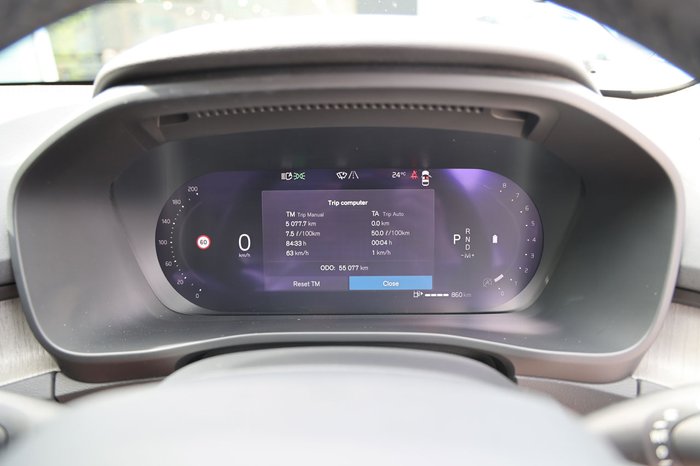 2023 Volvo XC40 Ultimate B4 Bright