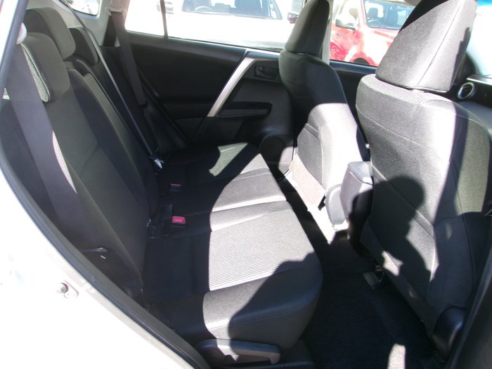 2015 TOYOTA RAV4 GX (2WD)