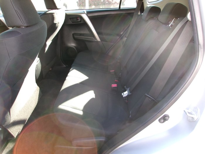 2015 TOYOTA RAV4 GX (2WD)