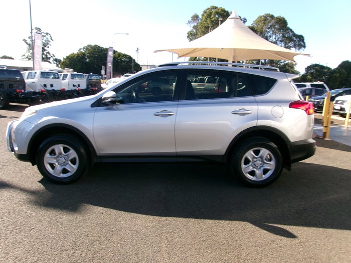 2015 TOYOTA RAV4 GX (2WD)