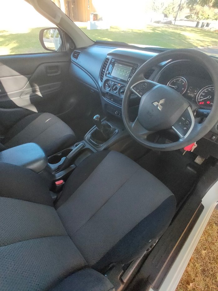 2021 Mitsubishi Triton GLX