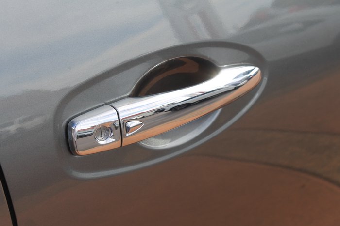 2025 Nissan Navara ST-X