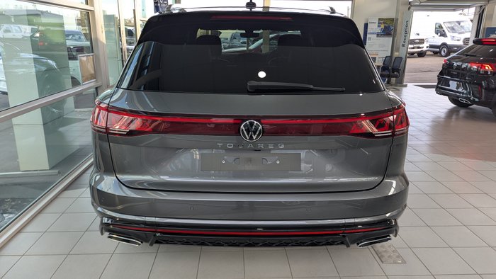 2025 VOLKSWAGEN Touareg R-LINE