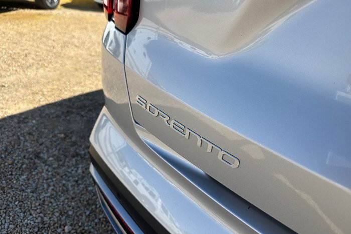 2022 Kia Sorento Sport