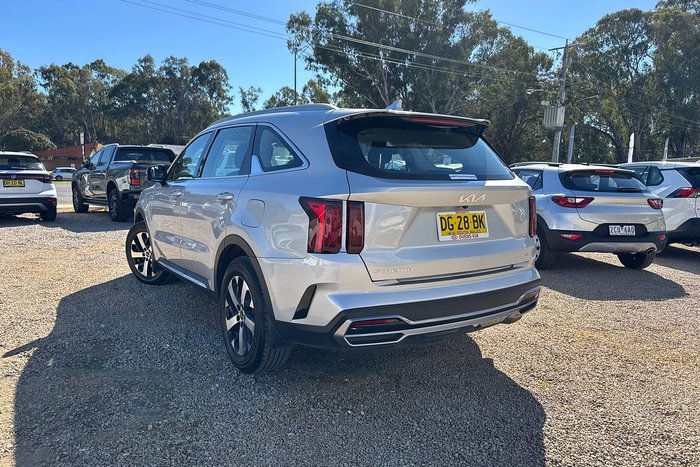 2022 Kia Sorento Sport
