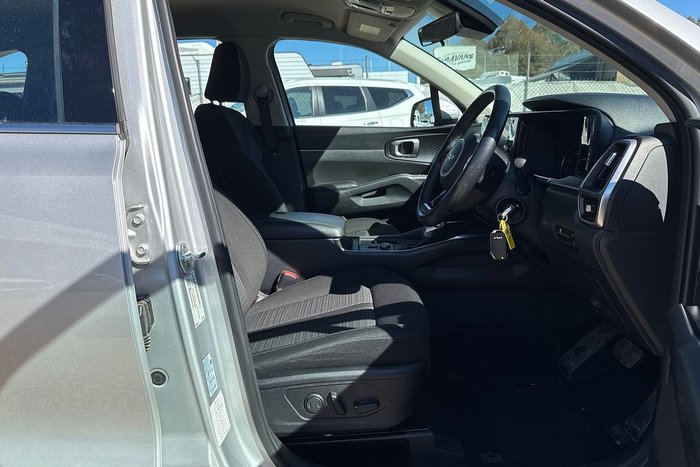 2022 Kia Sorento Sport
