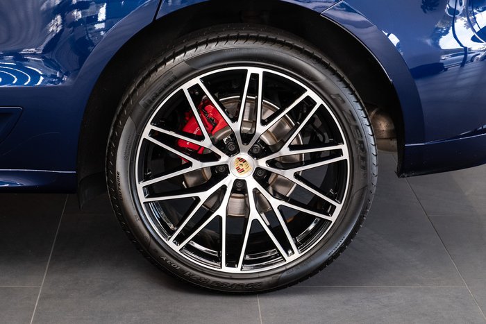 2024 Porsche Macan S