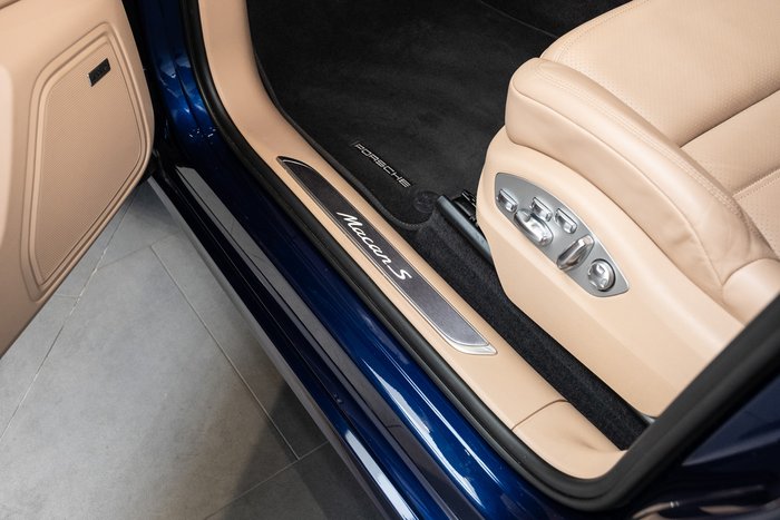 2024 Porsche Macan S