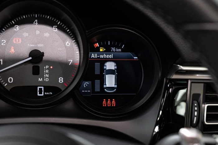 2024 Porsche Macan S