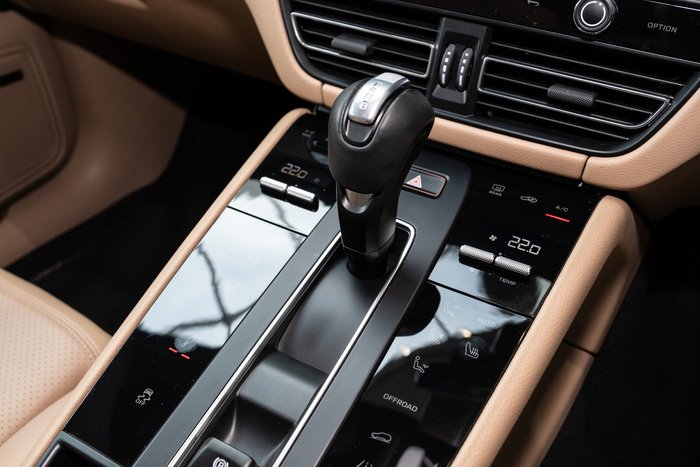 2024 Porsche Macan S