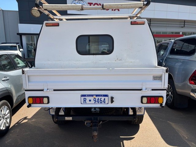 2011 TOYOTA Hilux HILUX 4x4 3.0L T/D D/C M/T SR5 1R61250 001 Tidal Blue