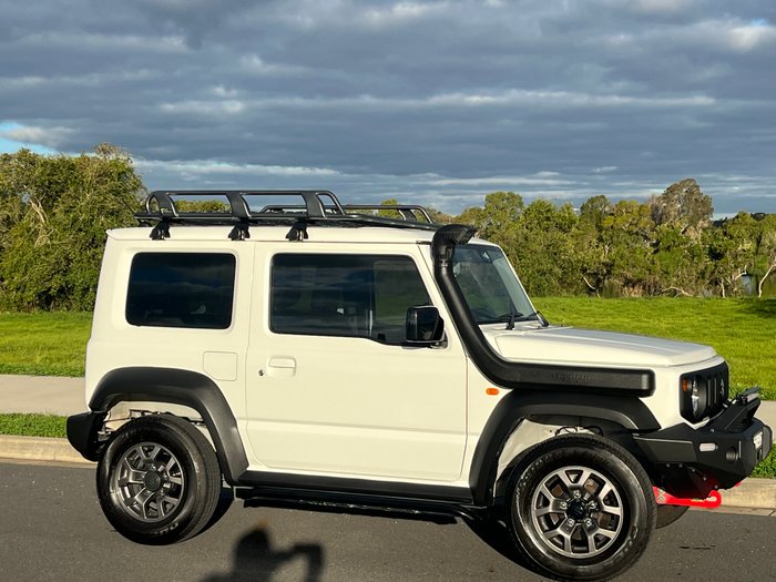 2021 SUZUKI JIMNY