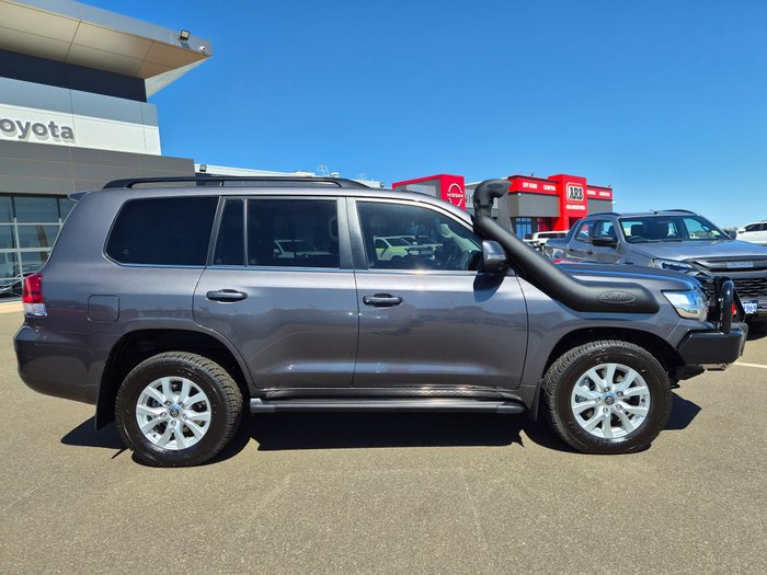 2021 Toyota LANDCRUISER